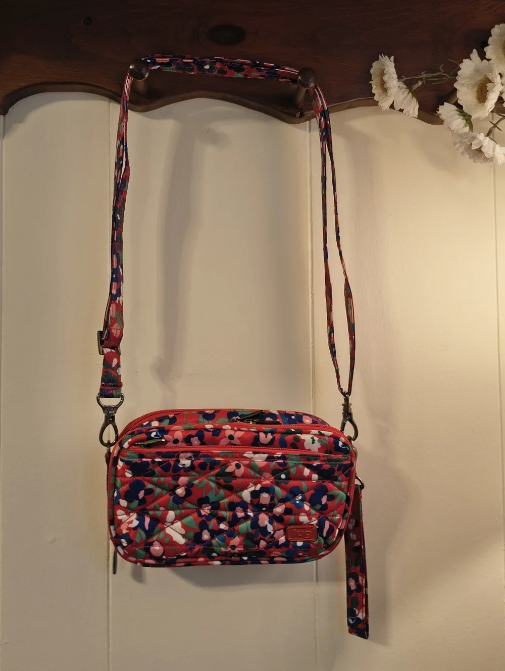 lug Roundabout XL Quilted Poppy Multicolor Crossbody Belt Bag Wristlet - Picture 1 of 5